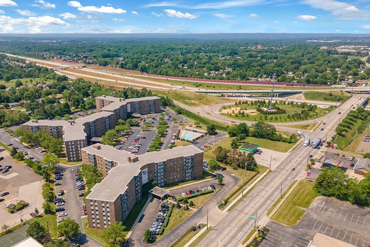 Trinity Towers Image 17