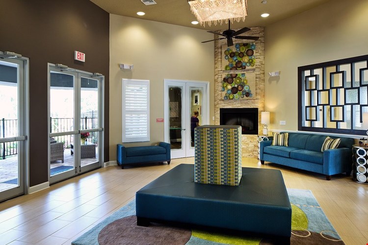 The Oaks At Southlake Commons Image 5