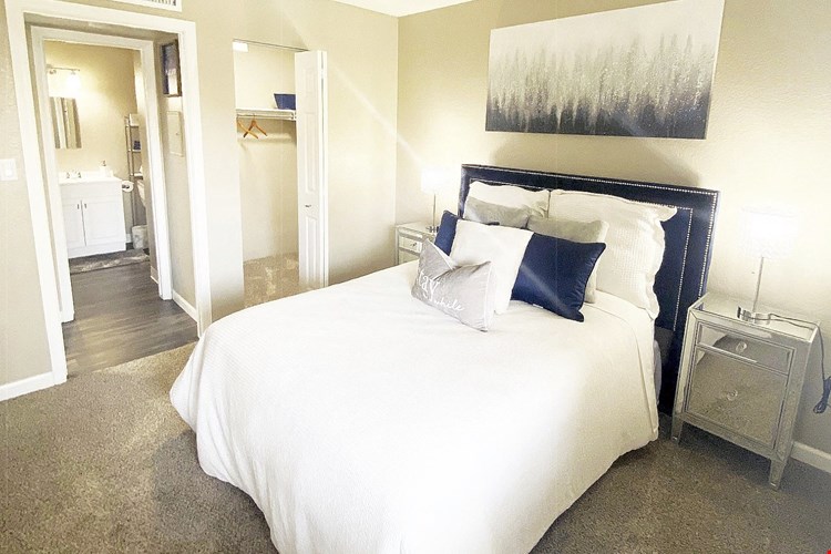 Vista Del Sol Apartments Image 10