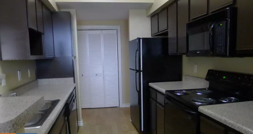 The Lodge at West Oaks Image 6