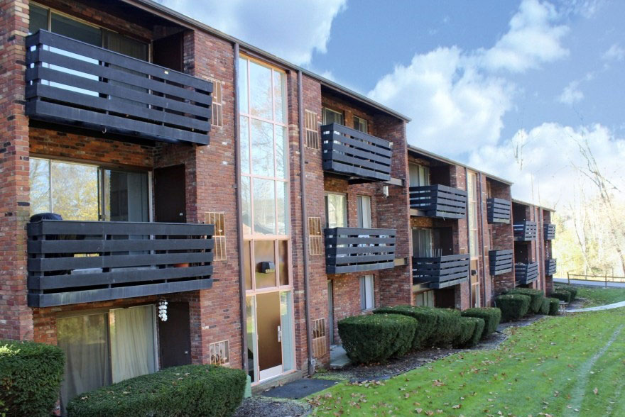 Sharon Park Manor Apartments Image 1