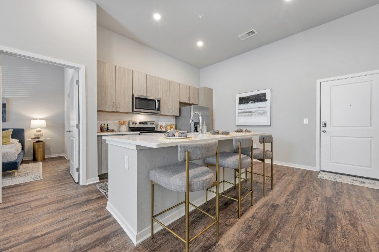 Avenue64 Apartments Image 2