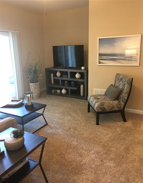 Remington Apartments Image 10