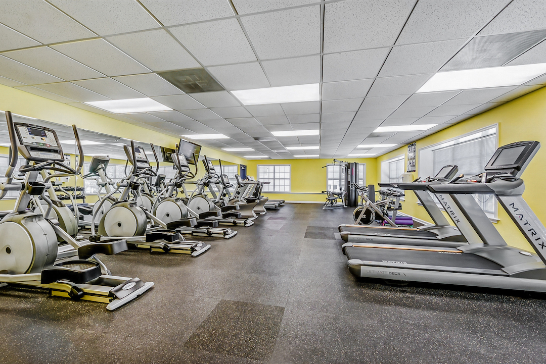 Oxon Hill Village Image 17