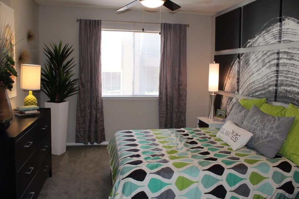 Elevate at Huebner Grove Image 3