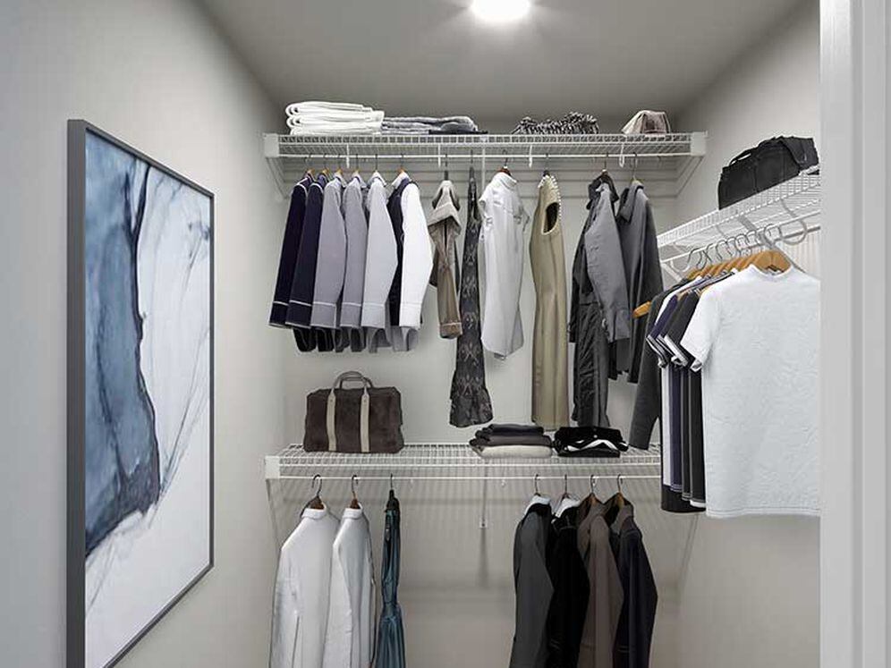 Walk-in closet