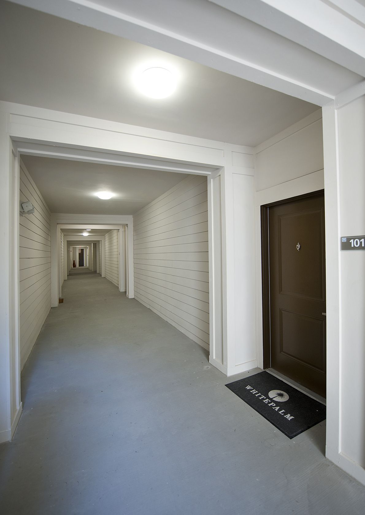 White Palm Apartments Image 11
