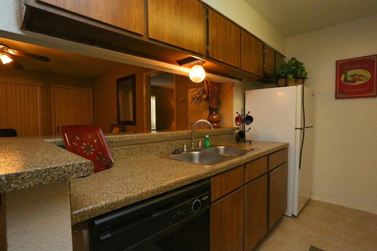 Colonies Landing Image 4