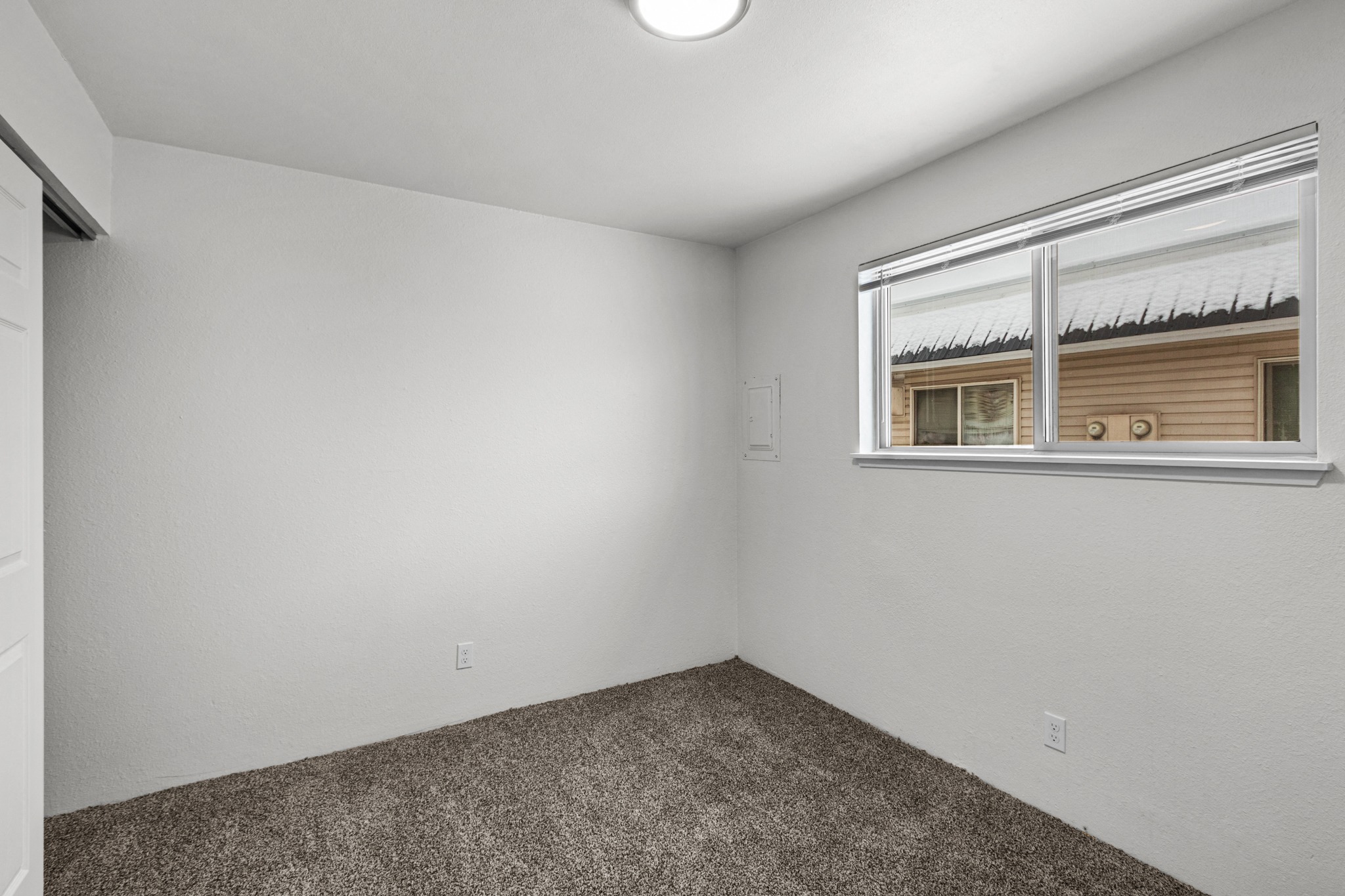Creekside Apartments Image 10