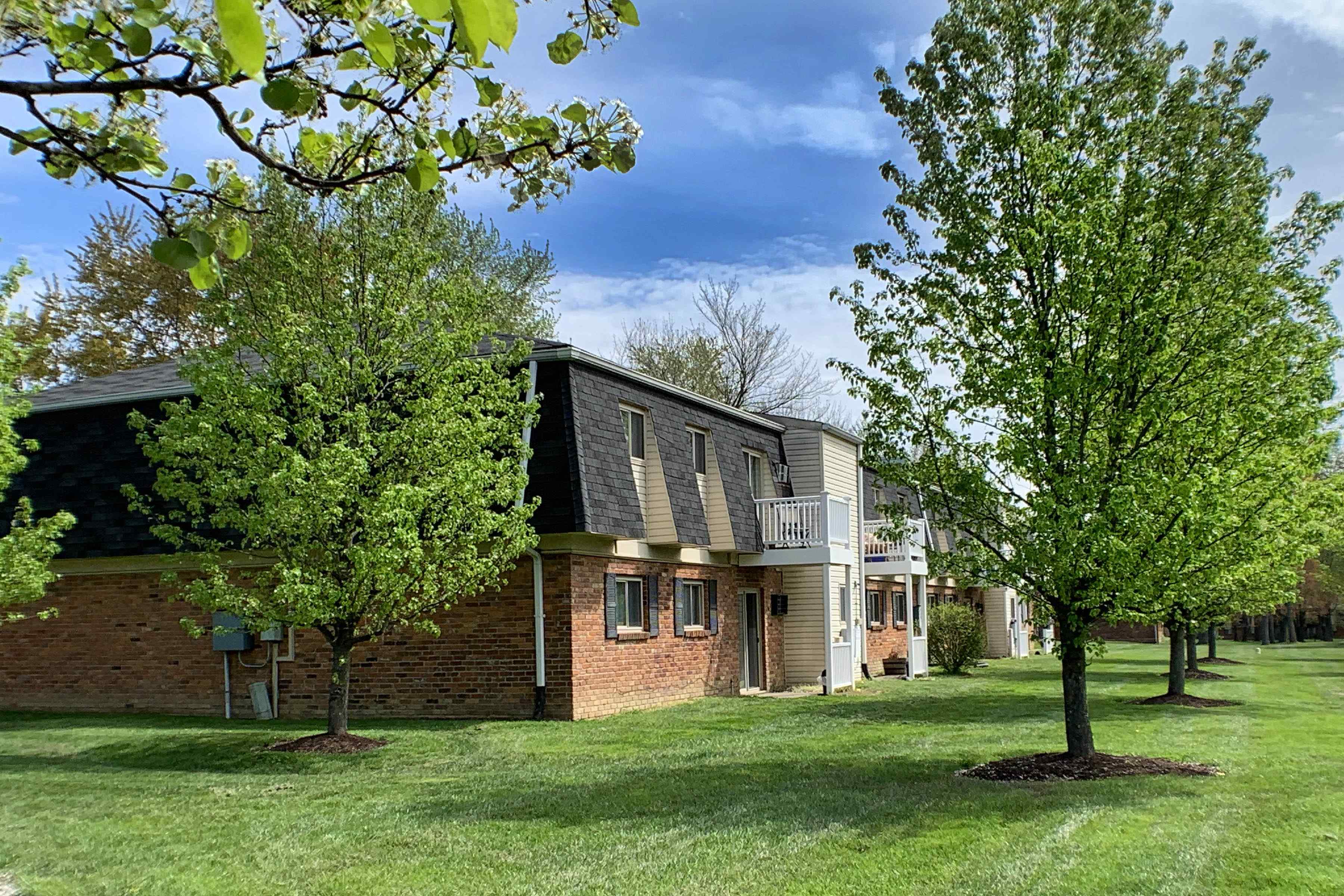 Crown Station Apartments Image 3