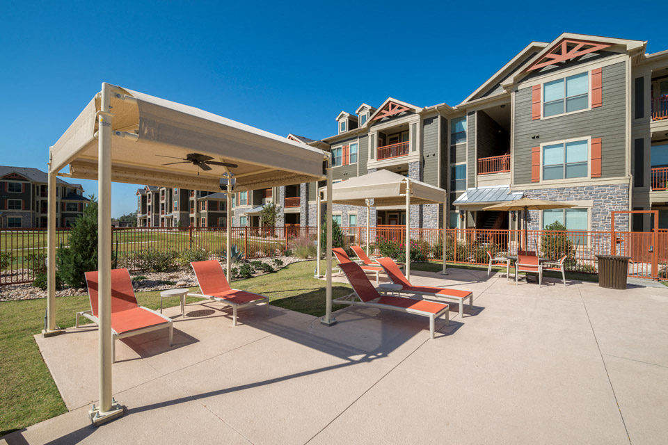 Outdoor Lounge Chairs and Cabanas
