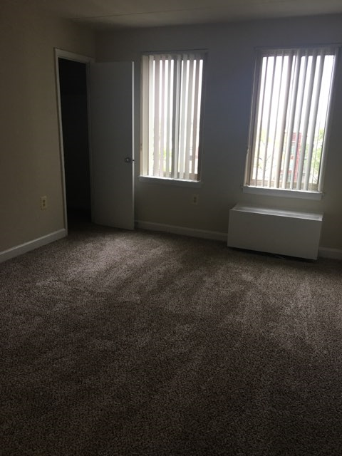 Middletowne & The Dona Image 97