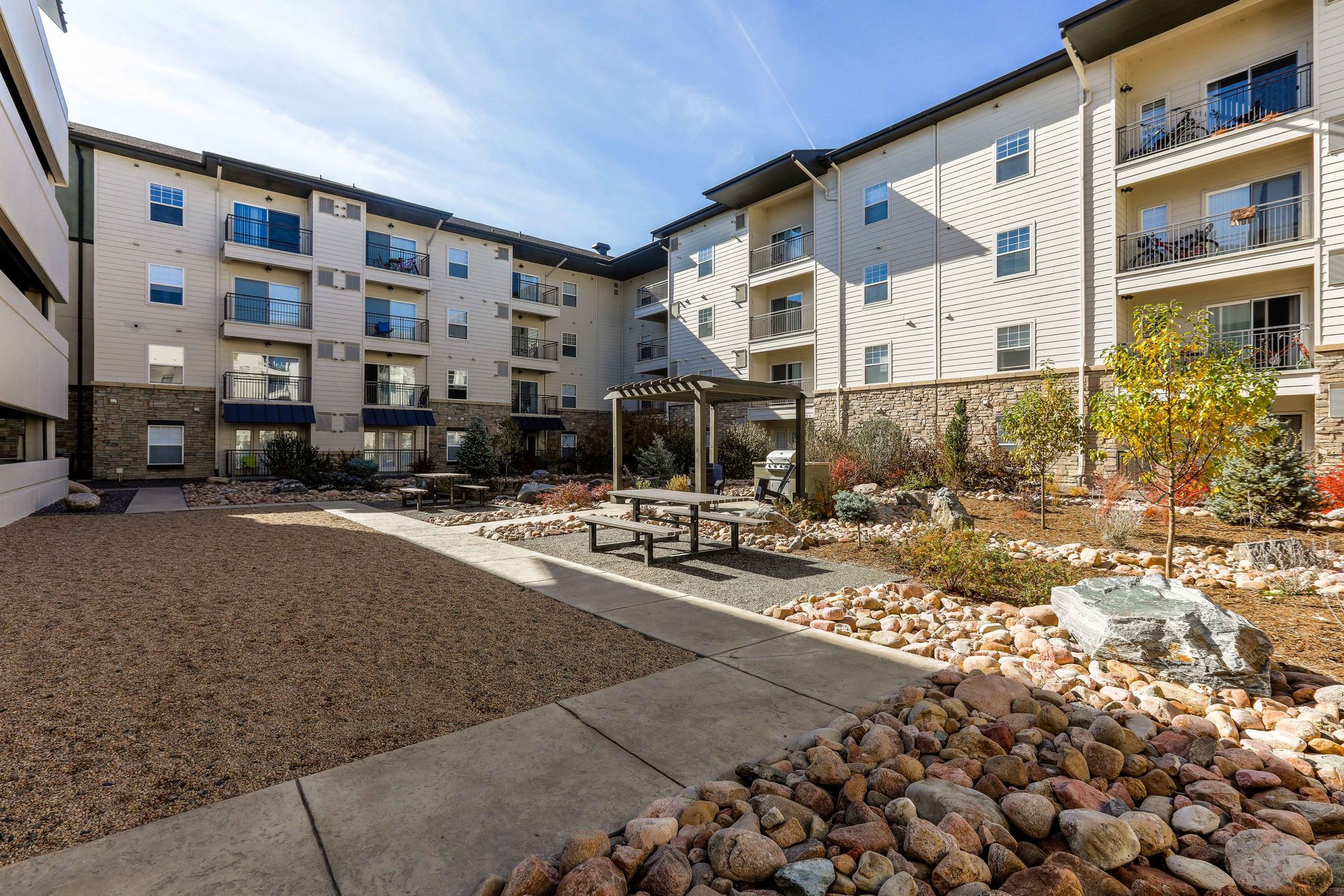 Summit at Flatirons Apartments Image 13