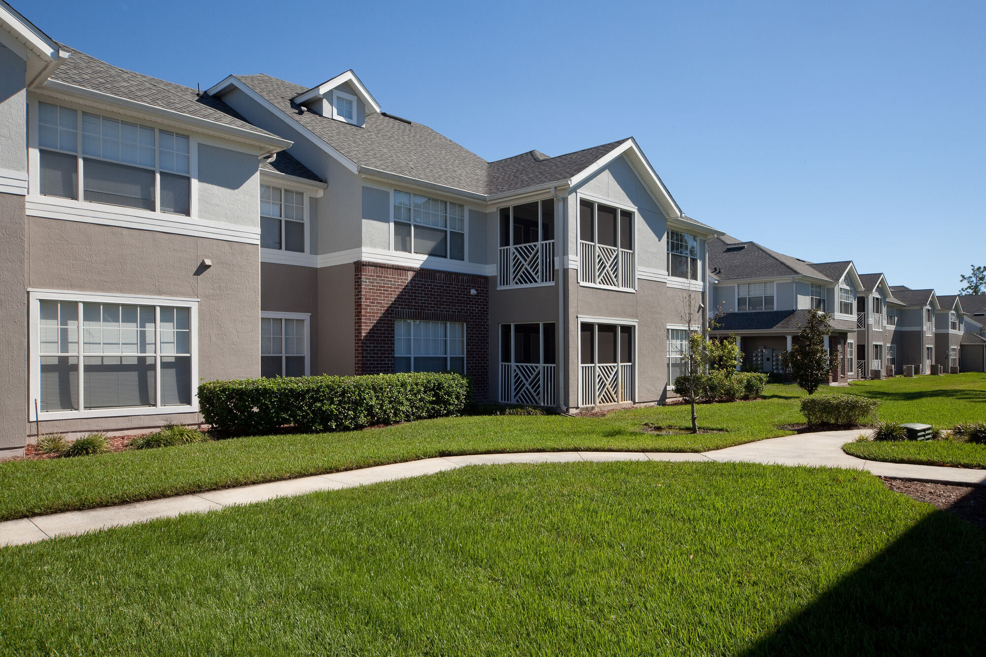 Heritage Estates – Center Square Image 16