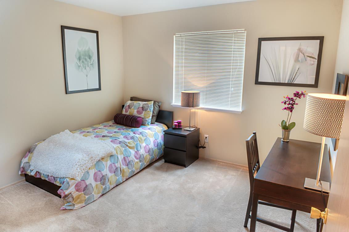 Regency Apartments Image 8