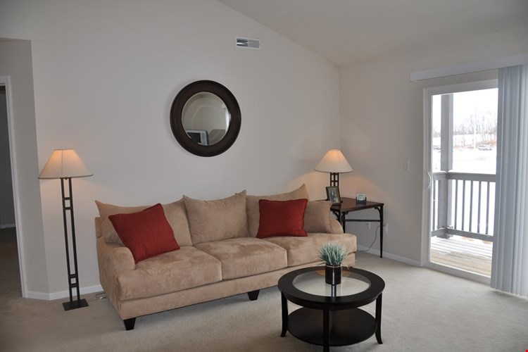 Catalina Club Apartments Image 17