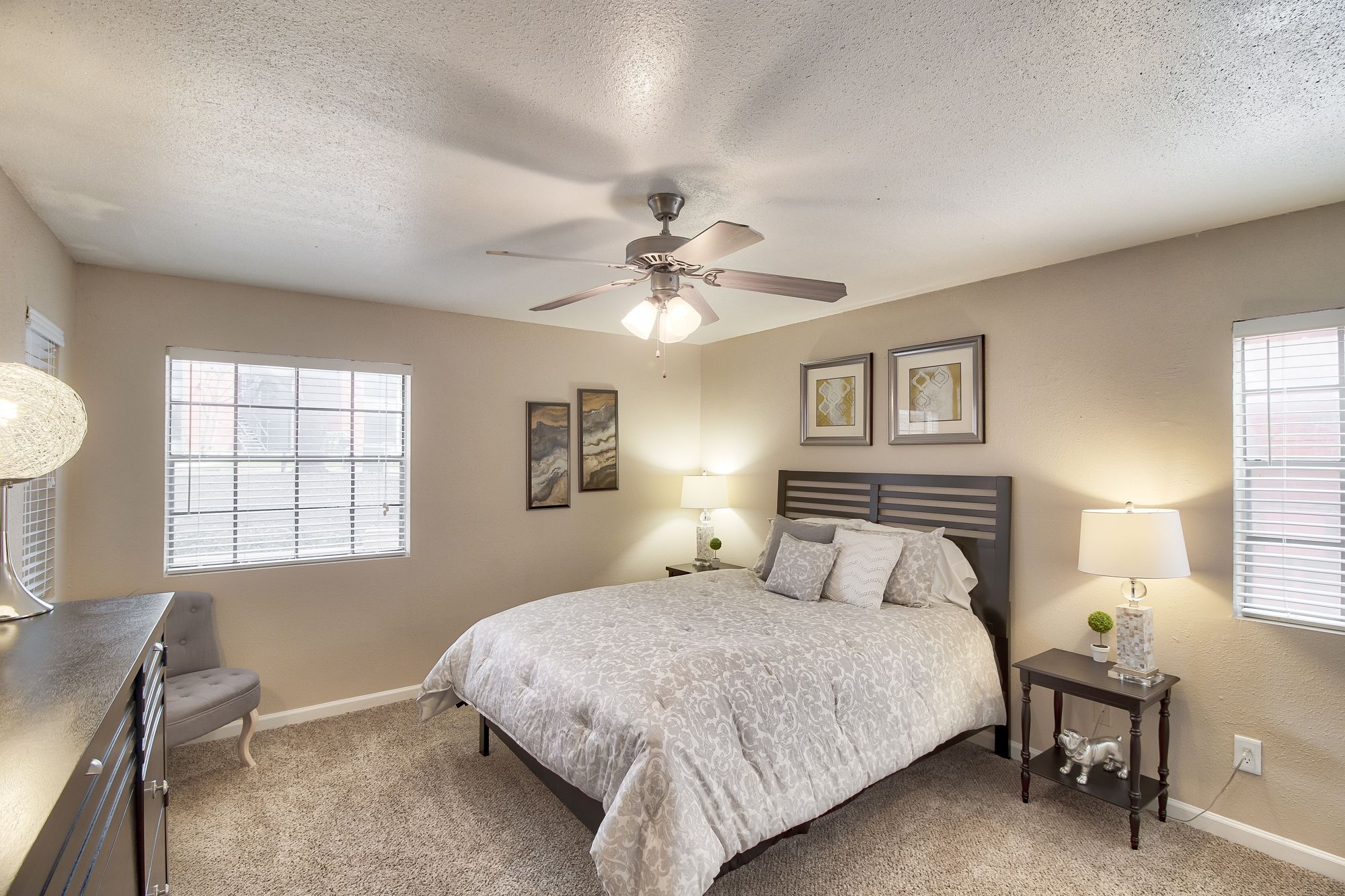 Promontory Point Apartments Image 6