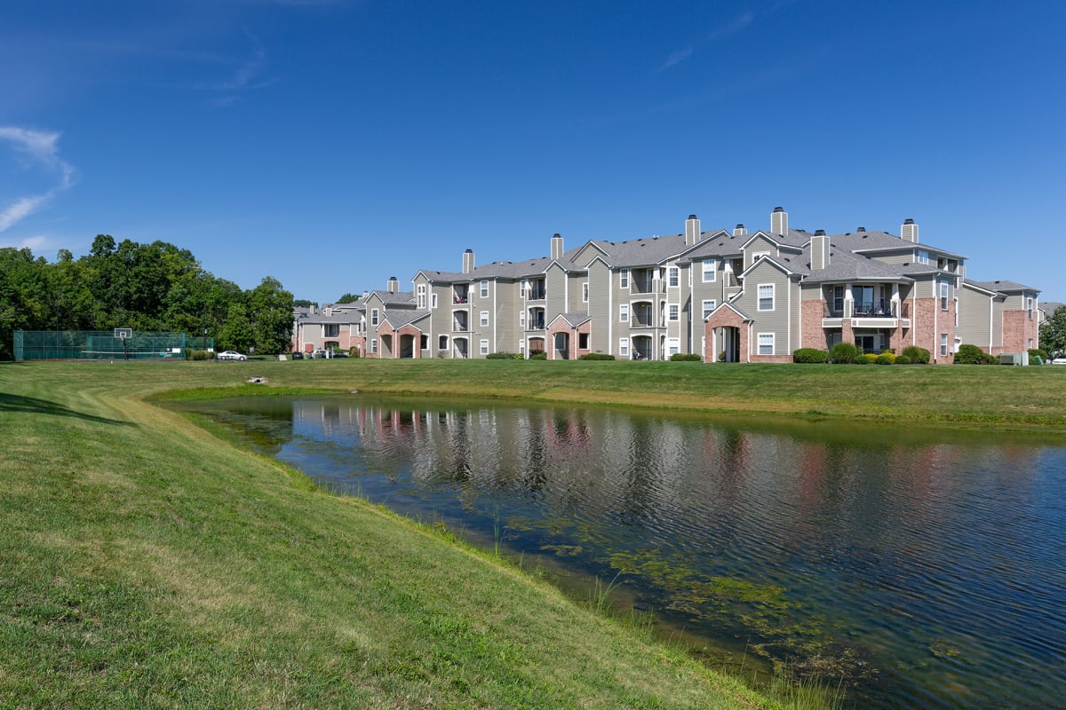 Lantern Woods Apartments Image 13