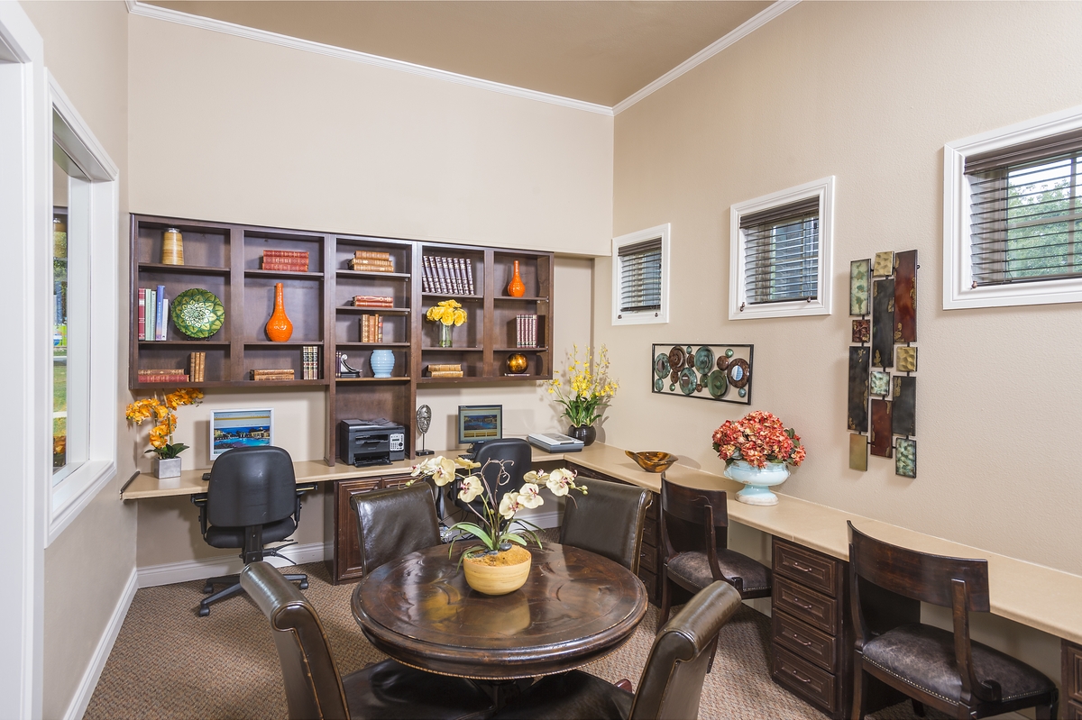 Villas At Medical Center Image 6