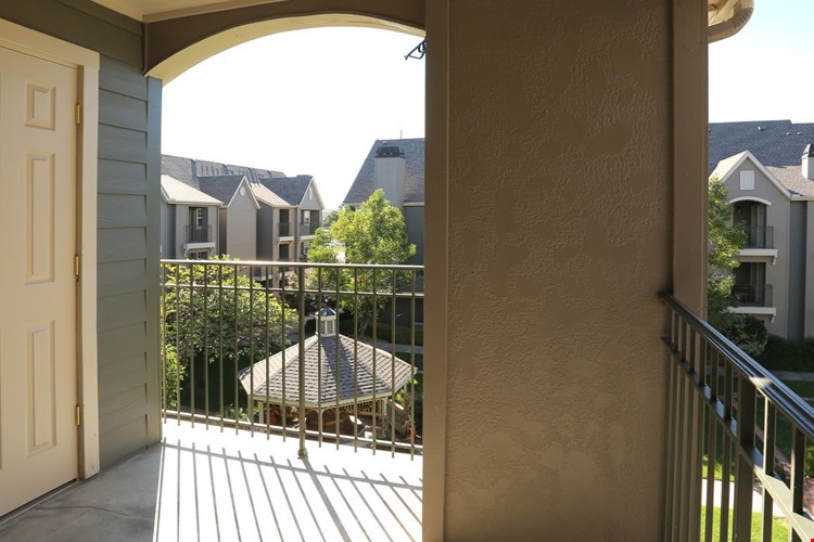 The Chesterfield Image 37