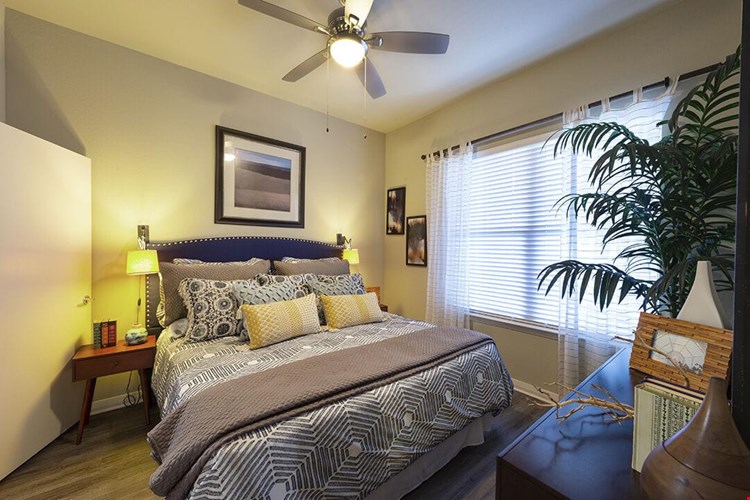 The Richmond at Uptown Image 28