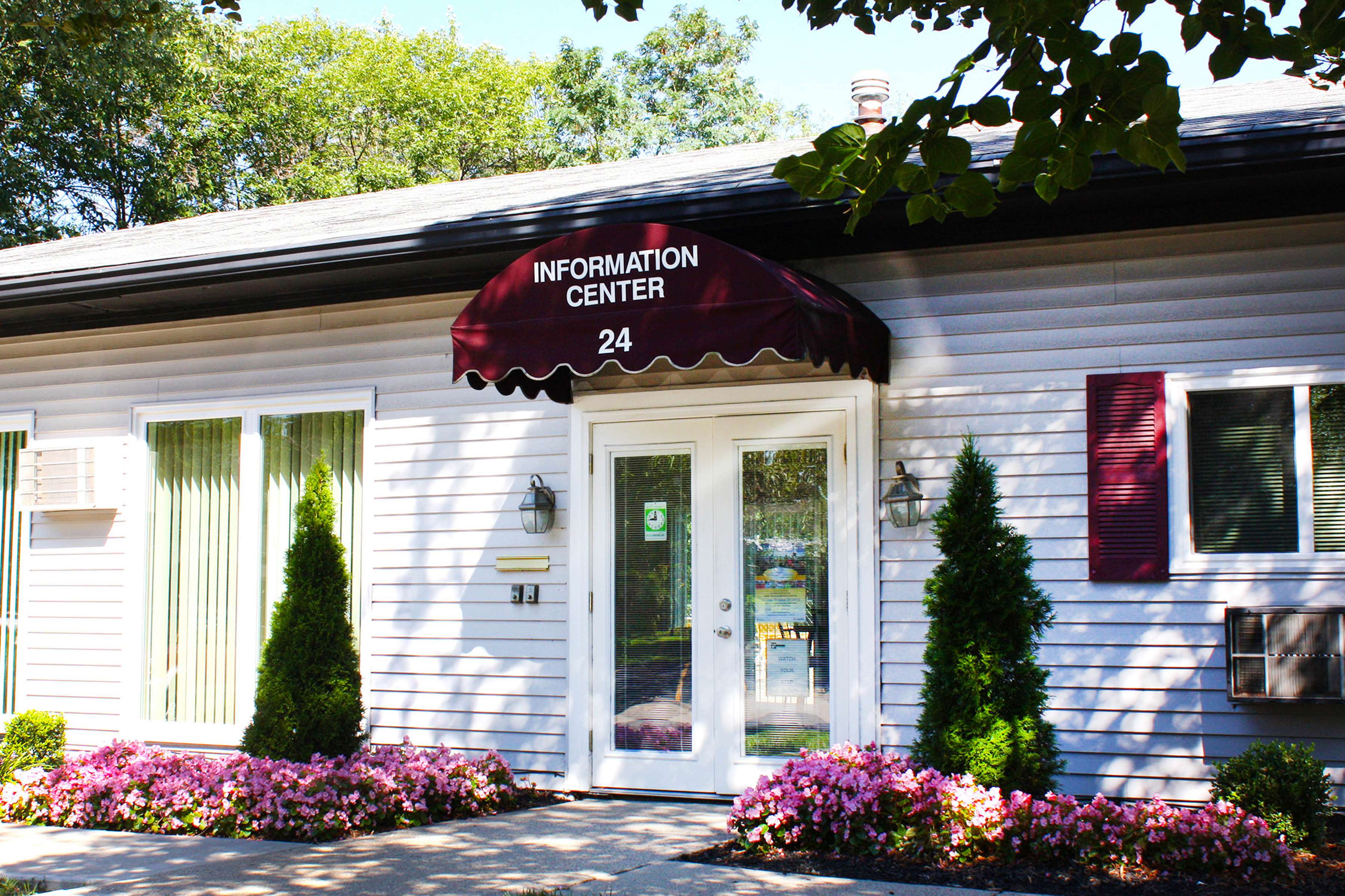 Florence Apartments Image 4