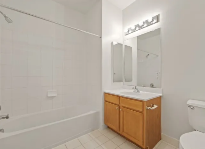 Camelot at Federal Hill Image 13