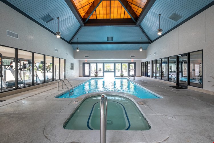 Whispering Hills Apartments Image 3