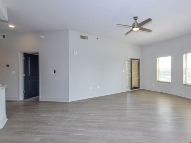 The Waterford on Piedmont Image 28