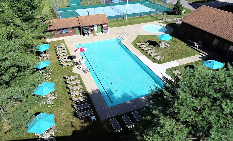 Pikeview Manor Apartments Image 1