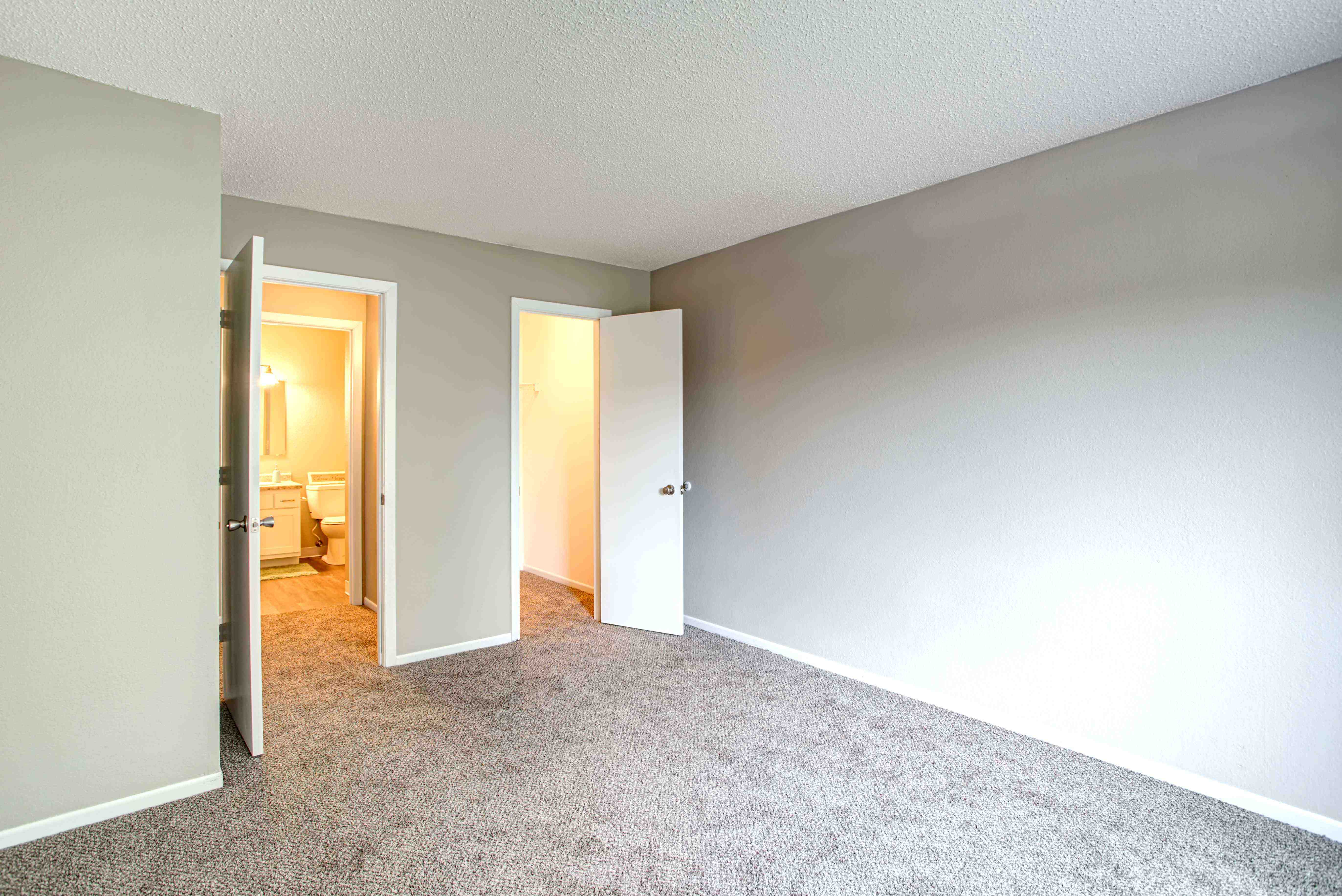 Deerfield Townhomes Image 22