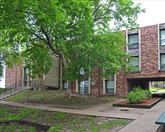 Atlas Pointe Apartments Image 5