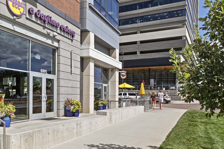 Camden Belleview Station Image 27