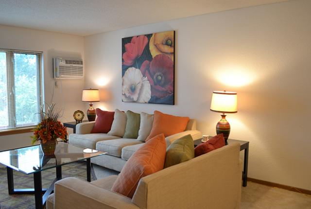 Woodlake Park Image 6