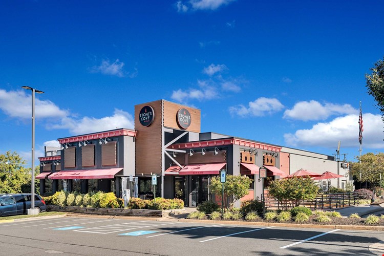 Camden Dulles Station Image 43