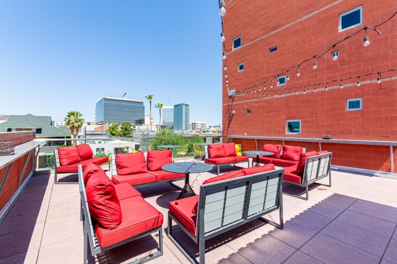 The Gallery on Fifth Image 47