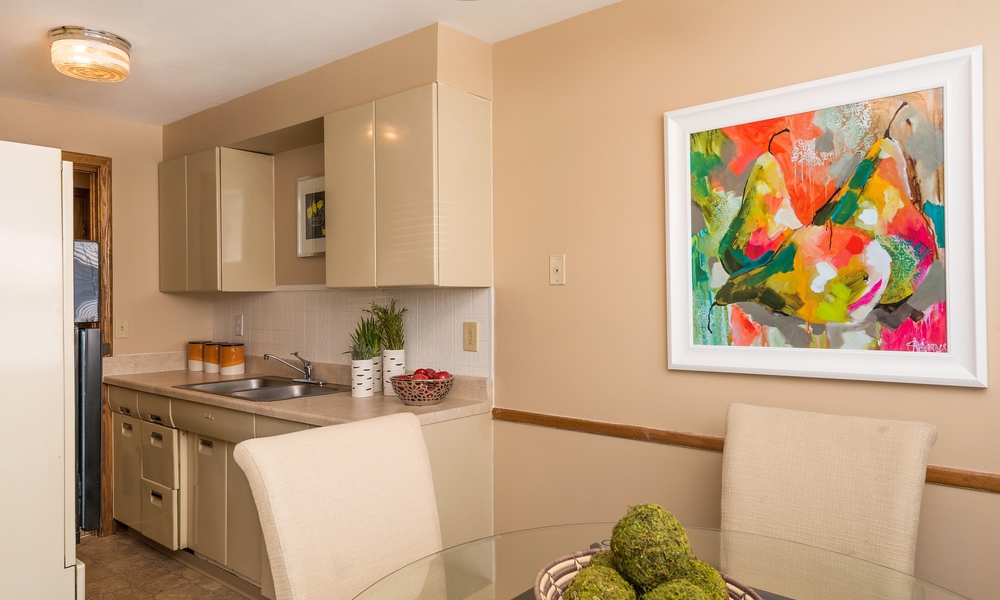 Brentwood Park Townhomes and Apartments Image 9