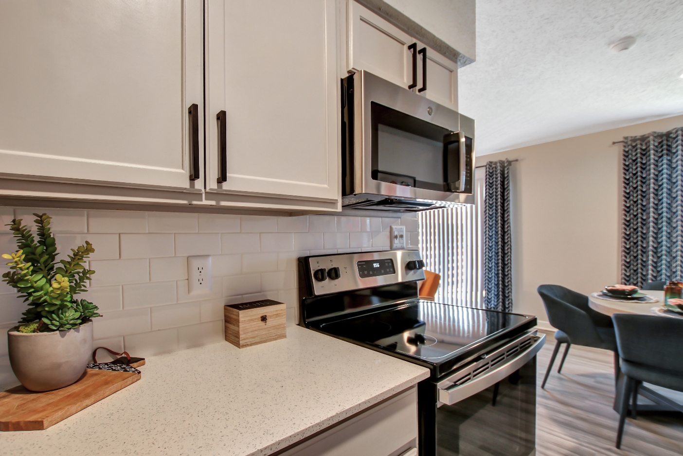 Lockhart Apartment Homes Image 14