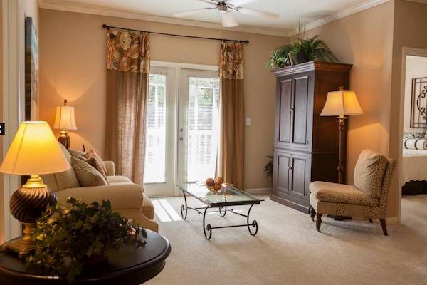 Centerville Manor Image 13