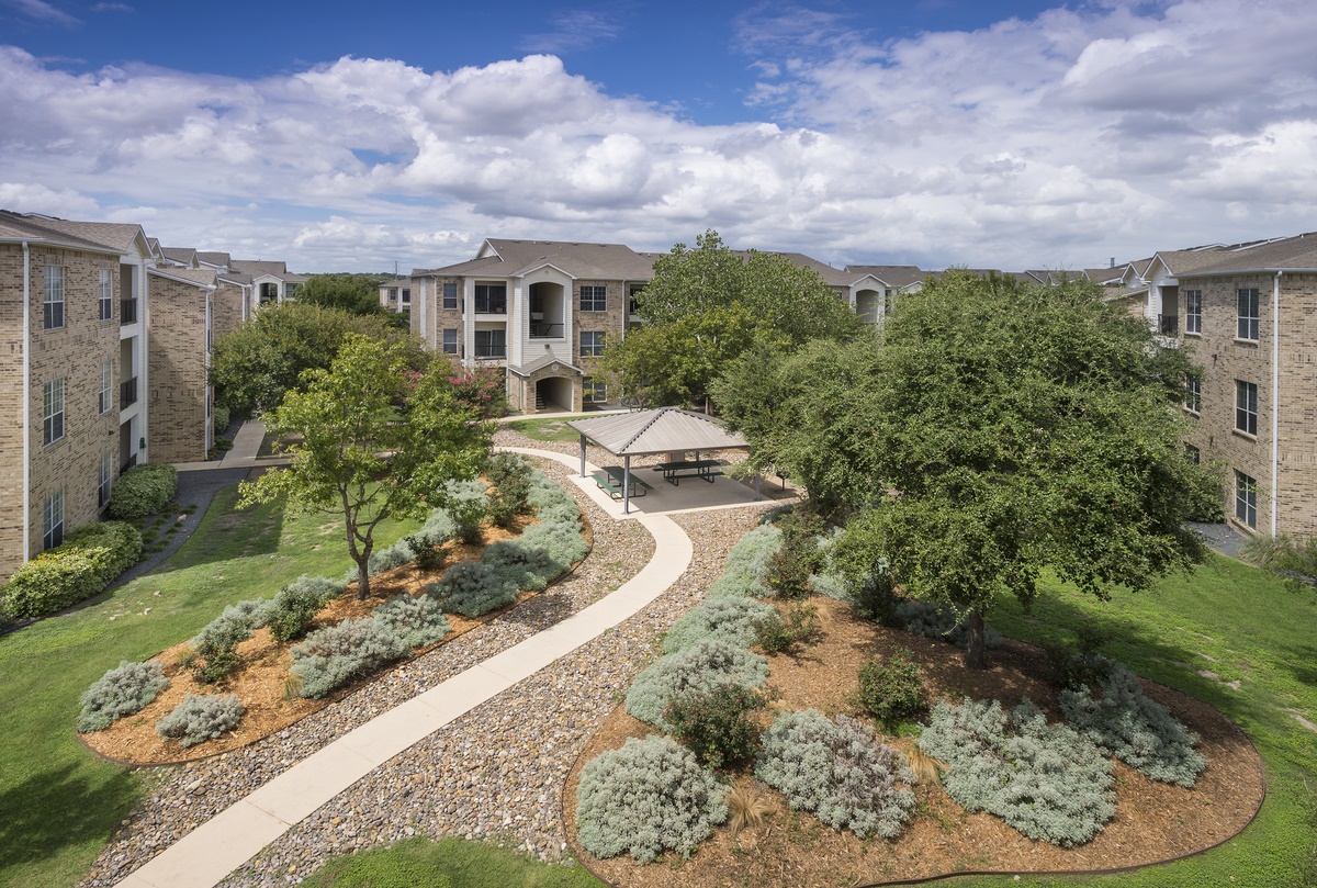 Stoneybrook Apartments & Townhomes Image 11