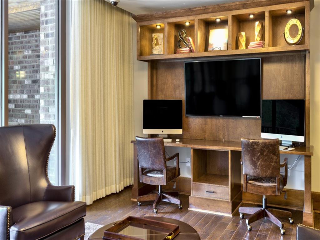 Berkshire Village District Image 18