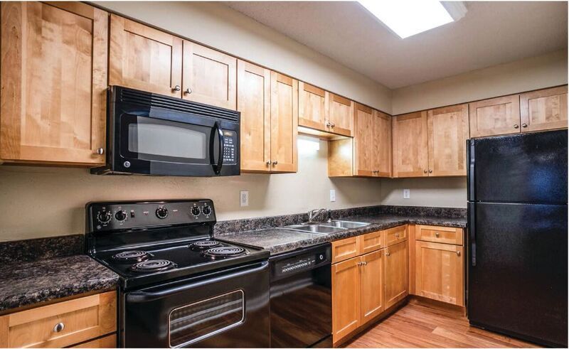 865 Bellevue Apartments Image 29