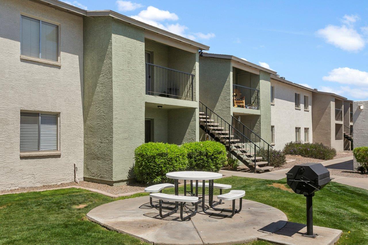 Palm Crest at Station 40 Image 19