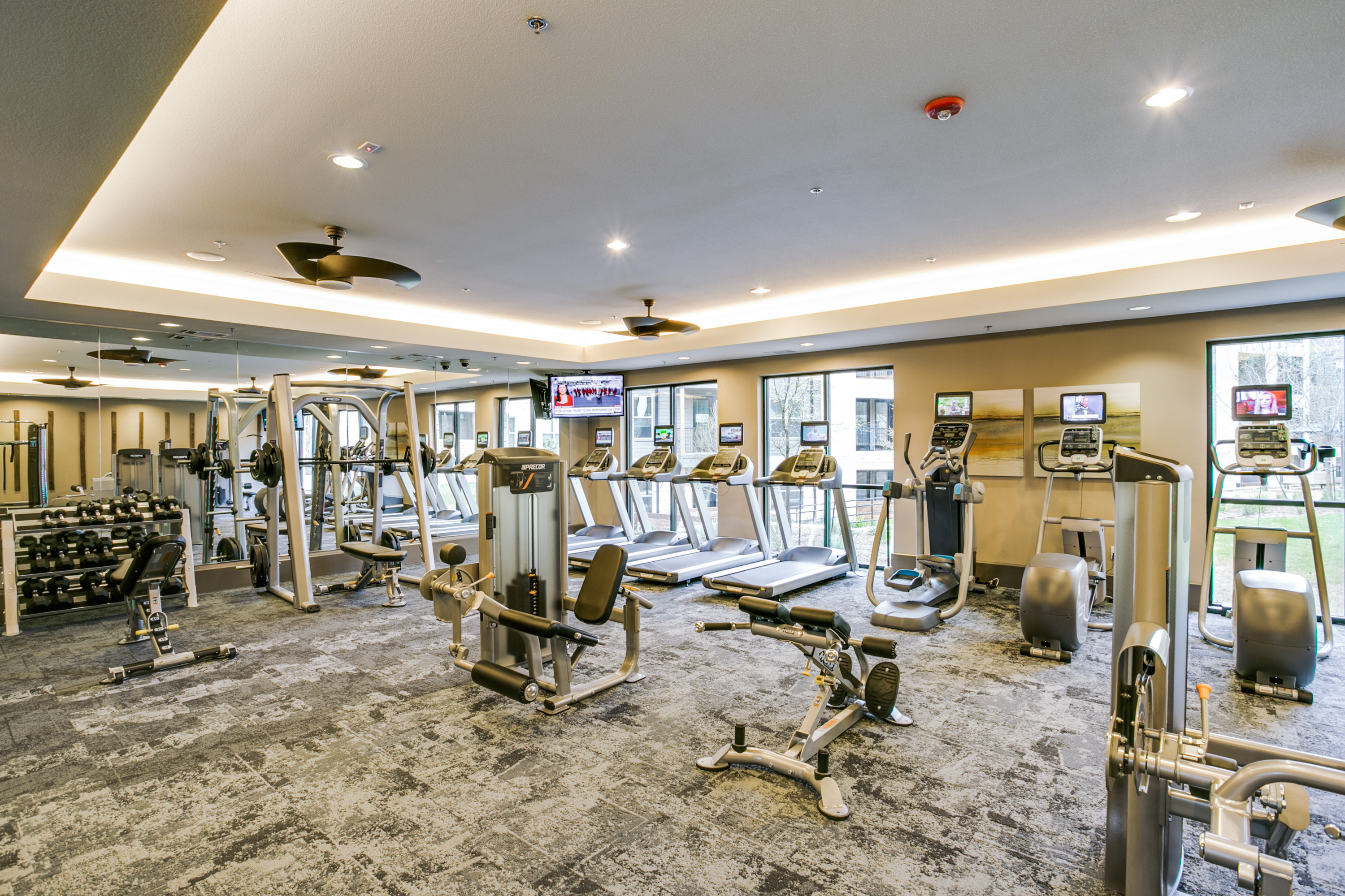  Henley at the Rim Image 11