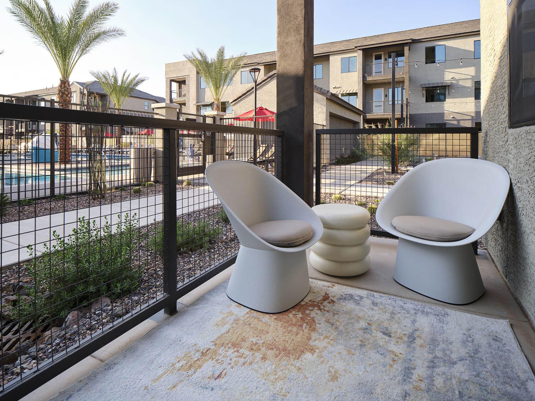 Private Patios/Balconies