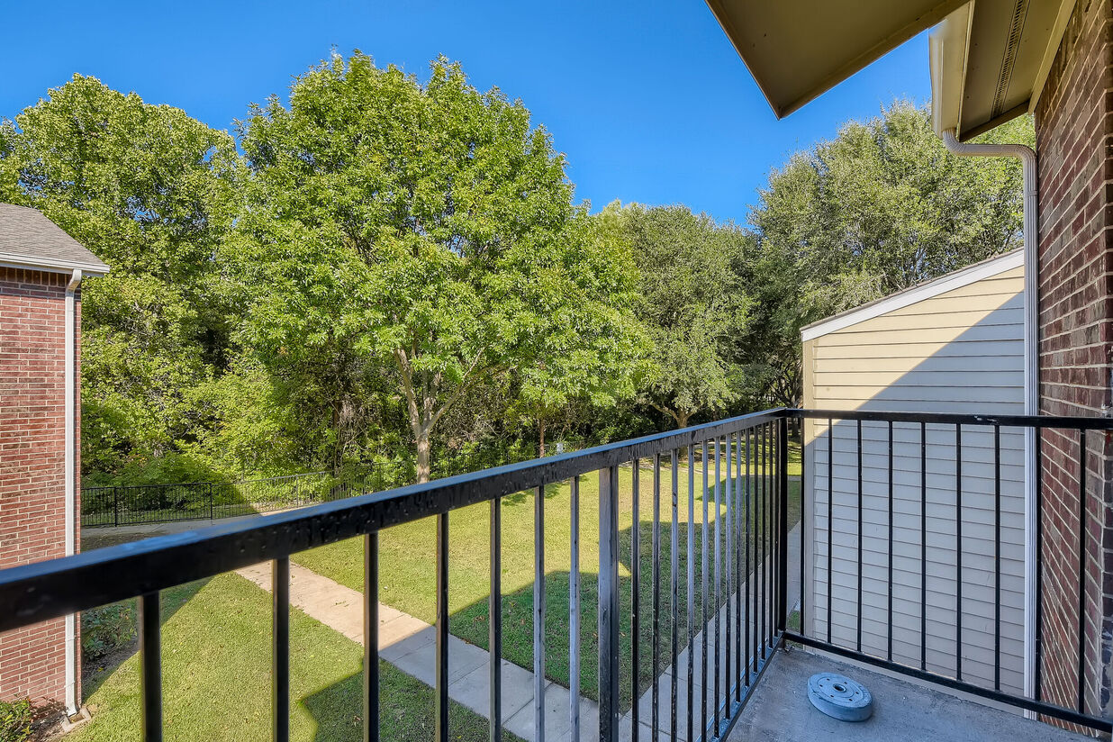 Creekwood Place Image 8