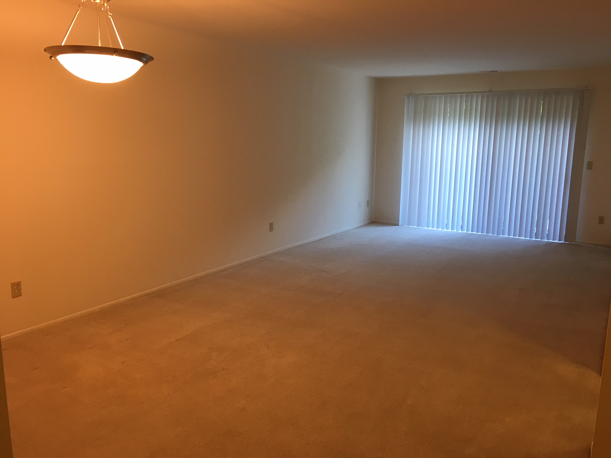 Lakeside Village Apartments Image 34