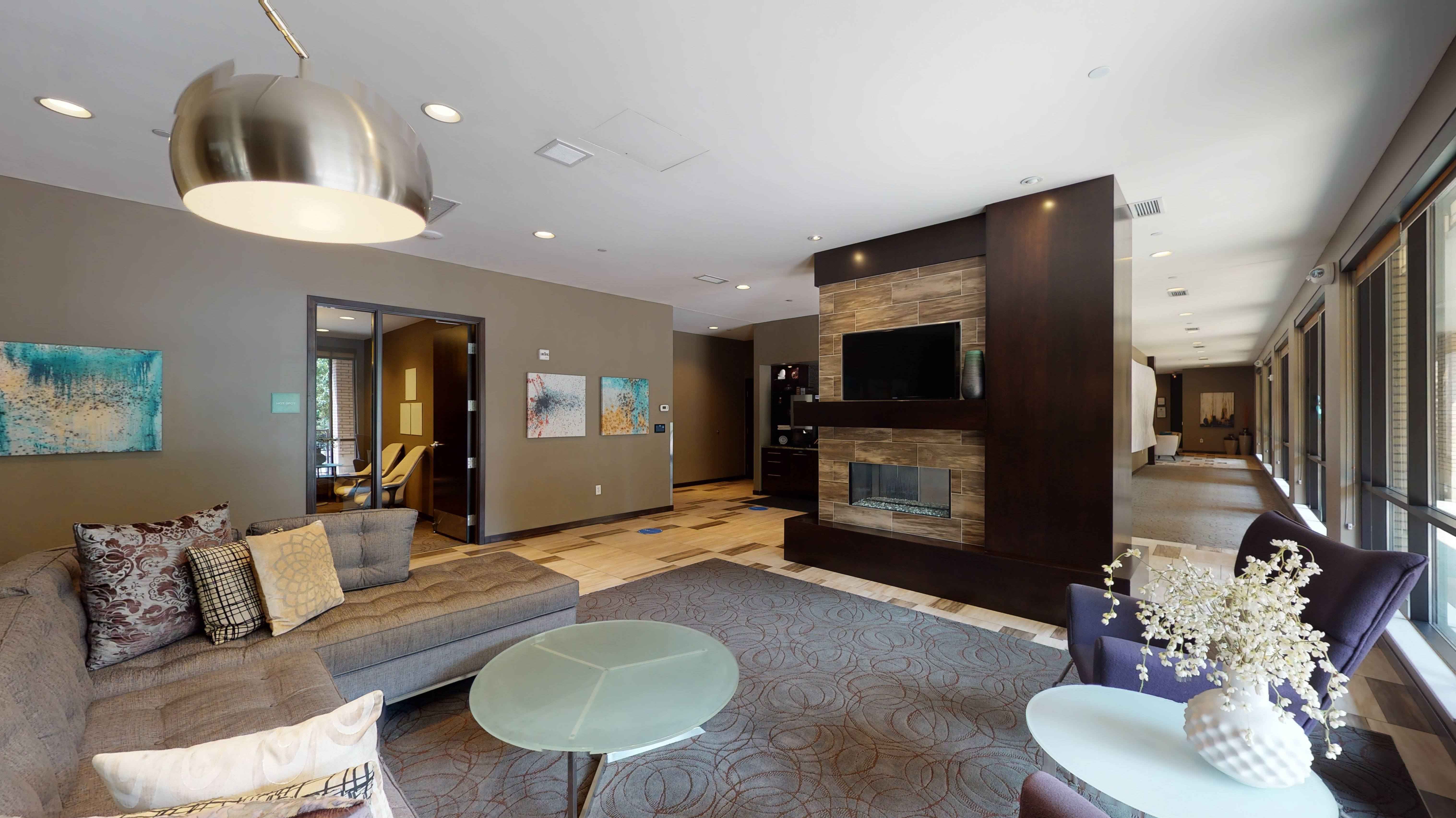 222 Hennepin Image 15