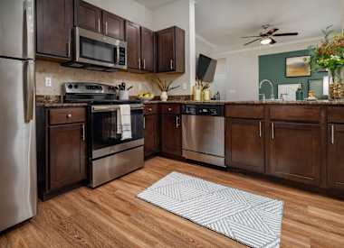 Pecan Springs Image 6