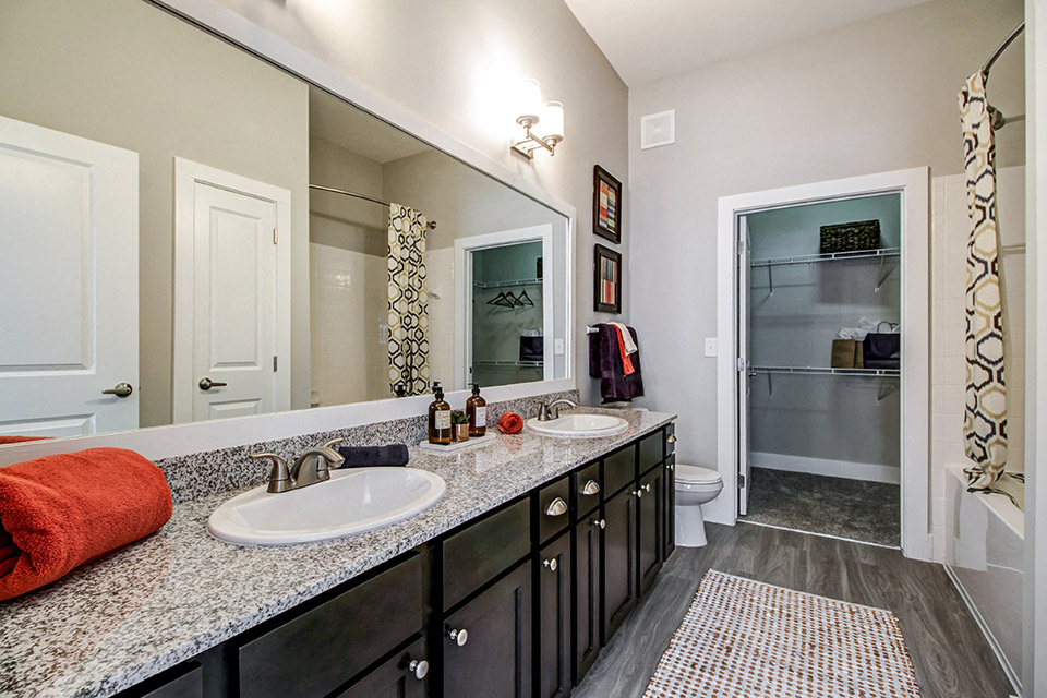 1824 Defoor Apartments Image 15